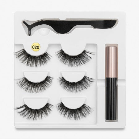 A Pair Of False Eyelashes With Magnets In Fashion - Accrosstheglobe Store