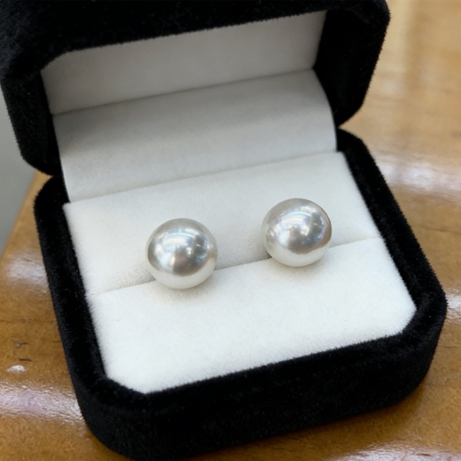 Classic Pearl Earrings – Elegant Women’s Pearl Drop & Stud Earrings - Accrosstheglobe Store