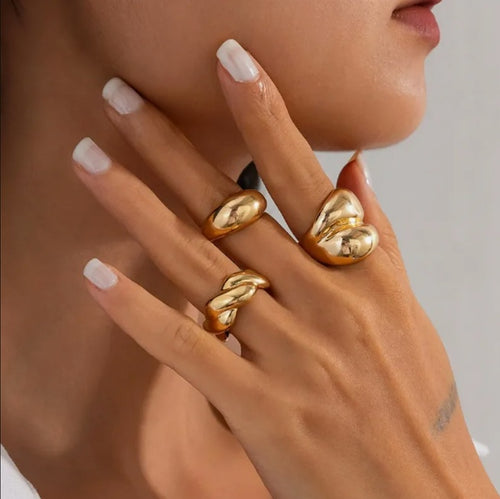 4-Piece Minimalist Golden Open Ring Set – Adjustable Spiral & Teardrop Rings for Women - Accrosstheglobe Store