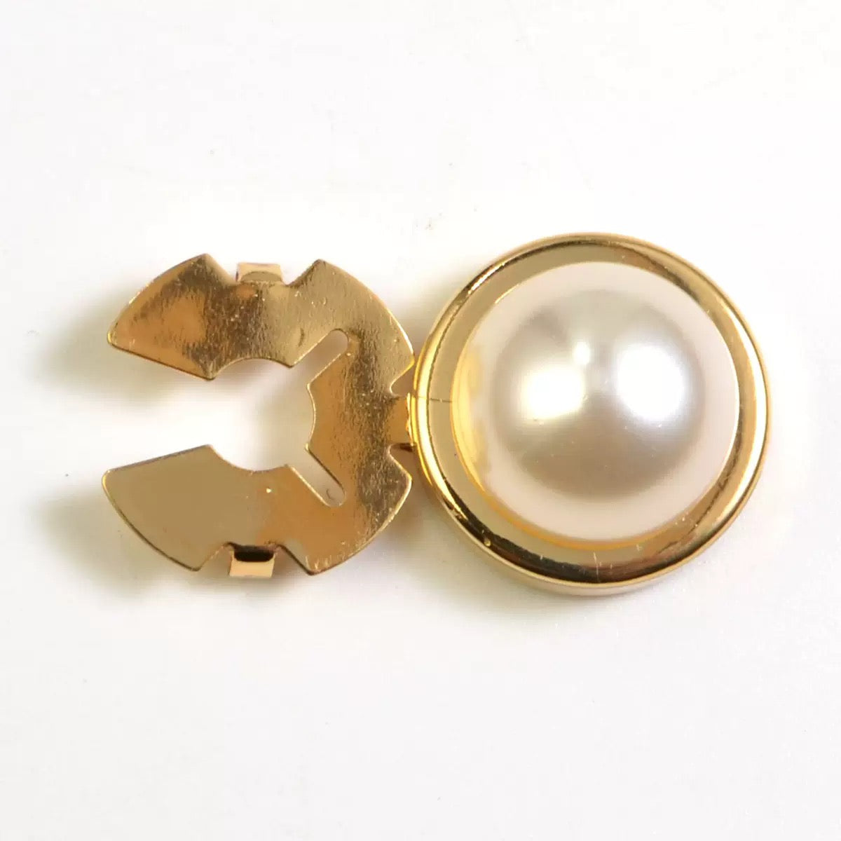 Luxury Rhinestone Button Covers – Clip-On Shirt Cufflink Pins for Men & Women - Accrosstheglobe Store